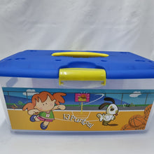 Cargar imagen en el visor de la galería, Caja grande con grapa decorada - Arplasa
