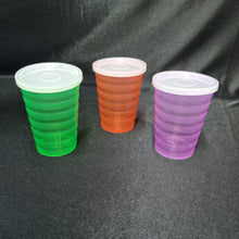 Cargar imagen en el visor de la galería, Vaso tropicalilto con tapa - Sylka

