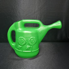Cargar imagen en el visor de la galería, Regadera mediana 2.4 L - PG

